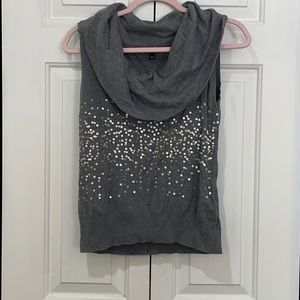 Large loose neck sweater tank